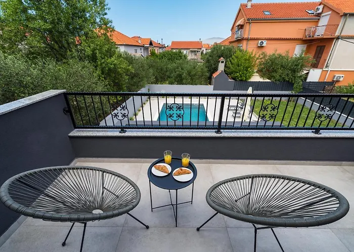 Vila House Vito